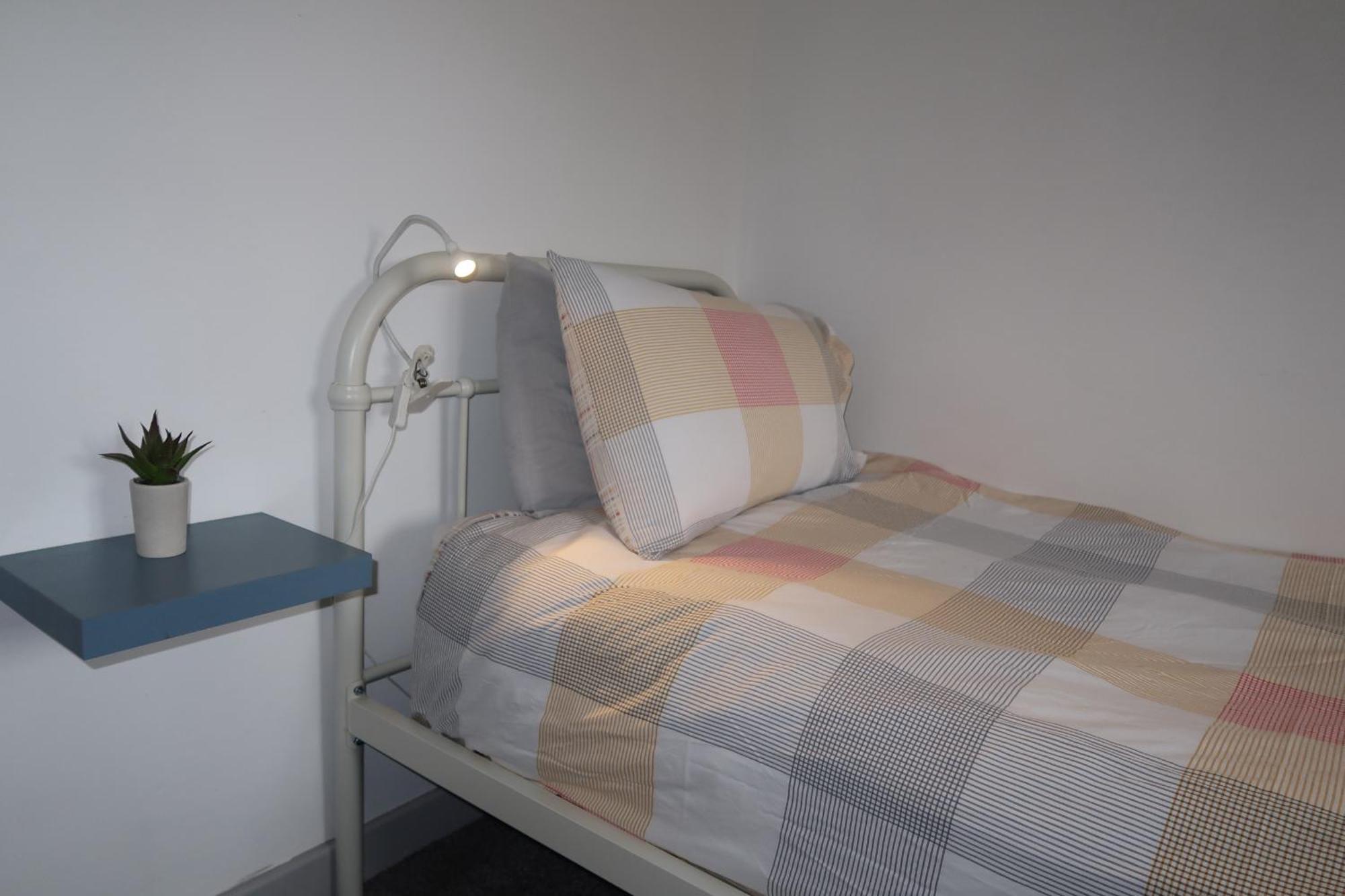 Snowdon Snug Villa ลานเบอริส ภายนอก รูปภาพ