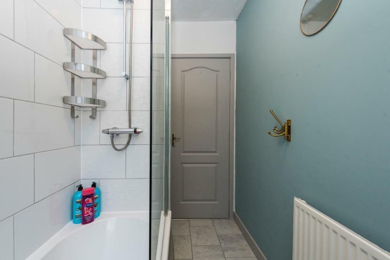 Snowdon Snug Villa ลานเบอริส ภายนอก รูปภาพ