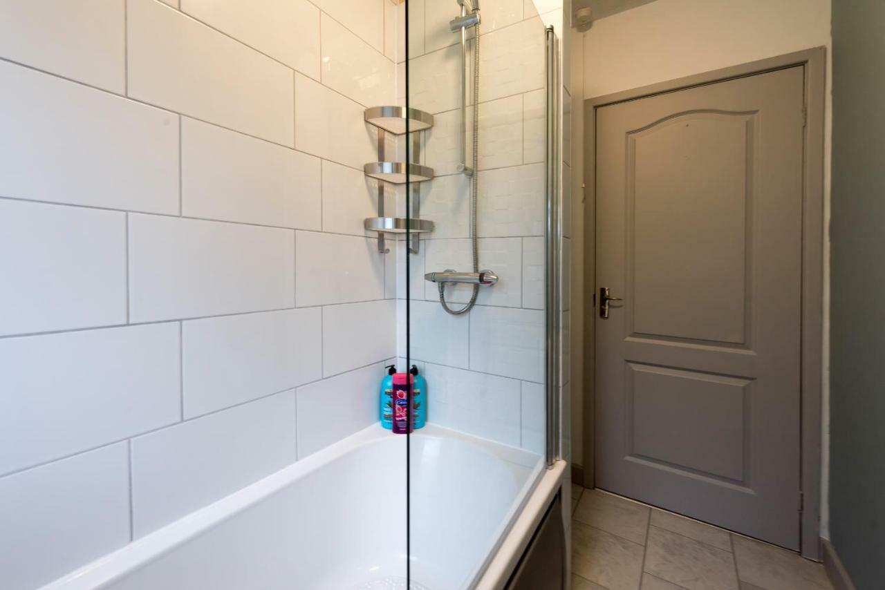 Snowdon Snug Villa ลานเบอริส ภายนอก รูปภาพ